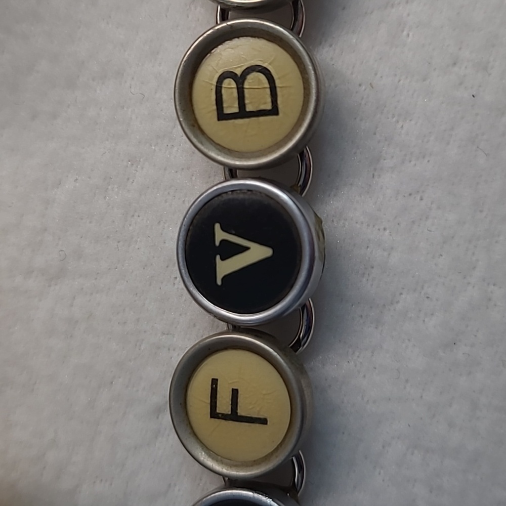 Vintage Typewriter Keys Bracelet Random Retro Black Cream Silvertone Preowned - Picture 7 of 9